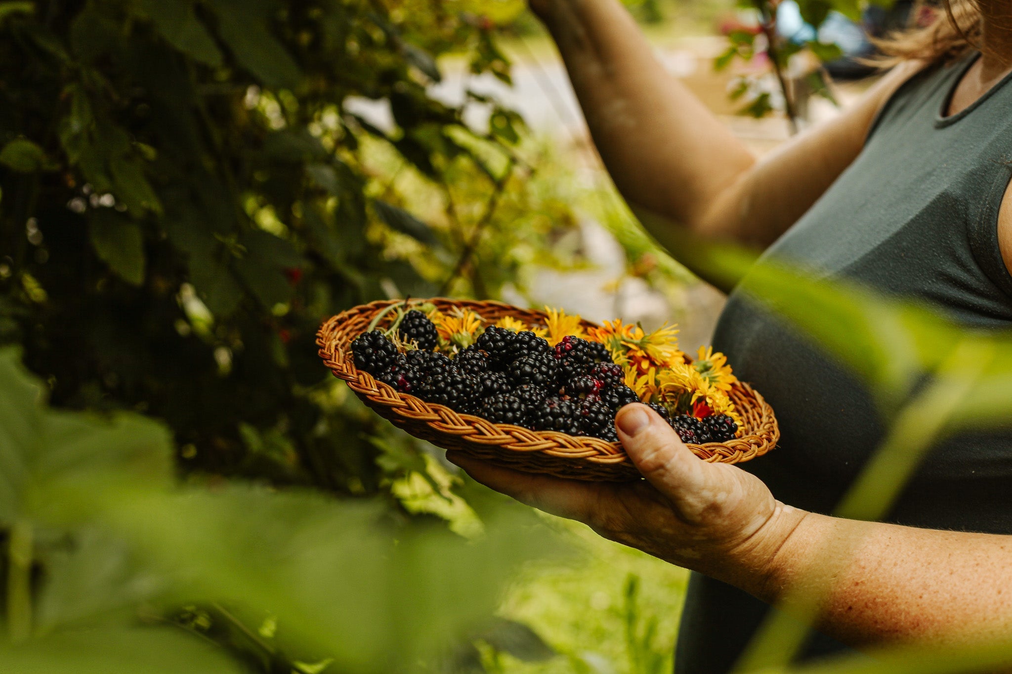 Why You Should Switch to Natural Products This Spring (Your Skin & Home Will Thank You)